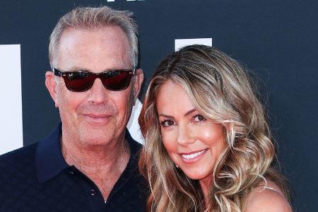 Kevin Costner mit seiner Frau Christine Baumgartner.