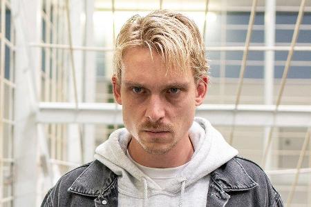 Kommissar Adam Schürk (Daniel Sträßer) im 