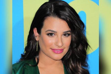 Schauspielerin Lea Michele ist happy.