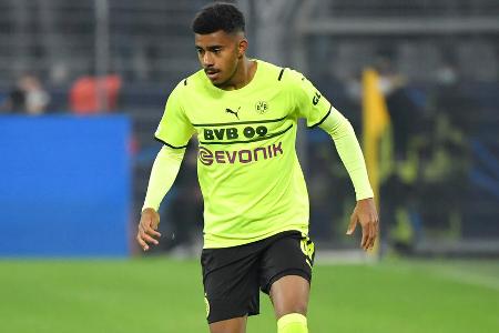 Von Edin Terzic gefördert, bei Marco Rose zumeist außen vor: Ansgar Knauff wird die Borussia wohl schon im Janauar verlassen. Laut 'Sky' und 'kicker' befindet sich der BVB mit Eintracht Frankfurt in Verhandlungen über ein Leihgeschäft. Ob die SGE auch eine Kaufoption für den Flügelspieler erhält, ist wohl noch offen.