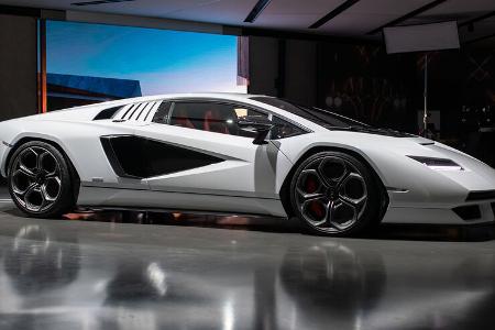 SPERRFRIST 13.08.21 19:30 Uhr Lamborghini Countach LPI-800 4