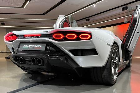 SPERRFRIST 13.08.21 19:30 Uhr Lamborghini Countach LPI-800 4