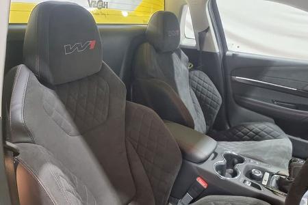 Holden HSV Maloo GTSR W1 