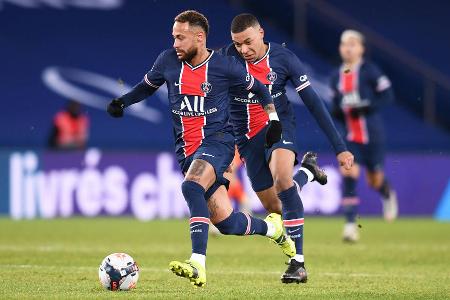 Paris Saint-Germain hatte zu Hoffenheimer Zeiten angeblich Interesse an Süle, seit seinem Wechsel zum FC Bayern 2017 ist es aber ruhig geworden um PSG. Geld wäre ohne Frage vorhanden, um Süles Gehaltswunsch zu erfüllen, allerdings ist die Abwehrmitte mit Marquinhos, Presnel Kimpembe und Sergio Ramos exquisit besetzt. Ob Süle sich überhaupt einen Wechsel in die Ligue 1 vorstellen kann, ist zudem offen.