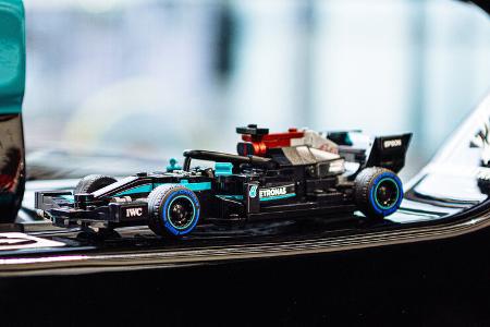 Lego - Mercedes - F1-Auto W12 / AMG Project One - 2022