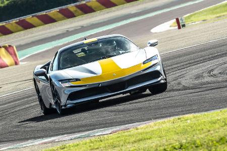 Ferrari SF 90 Assetto Fiorano, Exterieur/Interieur