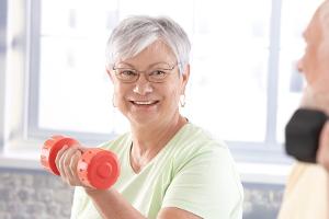 Sport im hohen Alter? So gelingt das Workout auch mit über 80