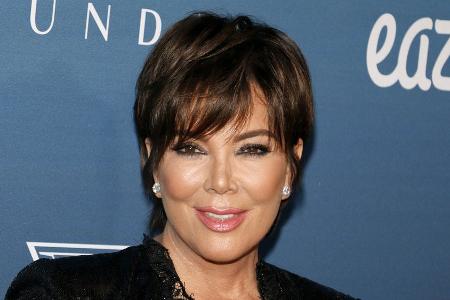 Verrät Kris Jenner hier den Namen ihres Enkels?