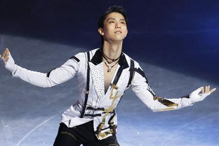 Gold 2014, Gold 2018: In Peking kann der 'Eisprinz' seinen Hattrick vollenden - im Herren-Einzel hat das bislang nur der Schwede Gillis Grafström (1920, 1924, 1928) geschafft. In seiner Heimat wird Hanyu stets von Fanscharen begleitet und mit 'Pu der Bär'-Stofftieren eingedeckt - was in China nicht ganz ohne ist, weil der Bär angeblich Ähnlichkeit mit Staatschef Xi Jinping hat.
