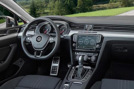 Einladend ausladend: Der Innenraum des Passat Alltrack