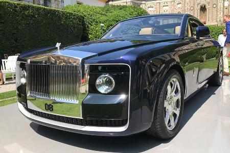 Alle Karosserieteile außer der Motorhaube entstanden in Handarbeit