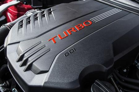 Der Turbomotor ist gut für 270 km/h Höchstgeschwindigkeit