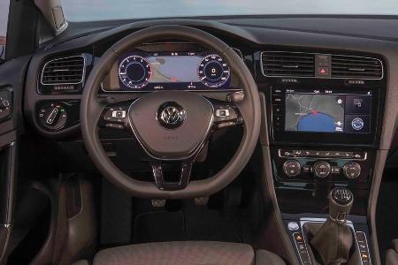 Im Cockpit ist vieles neu - auch die Gestensteuerung