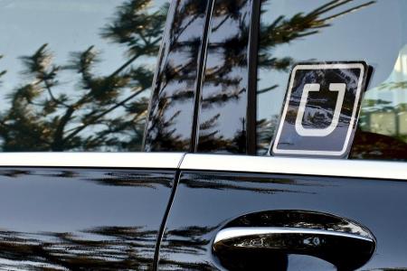 Konkurrenz bekommt die Taxi-Zunft vermehrt durch Uber, dem Online-Vermittlungsdienst für Fahrdienstleistungen.