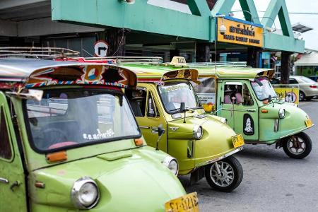 So sehen Billigtaxen in Thailand aus.