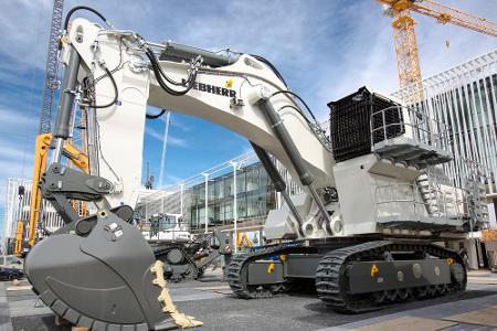 High-Tech meets Heavy Metal.