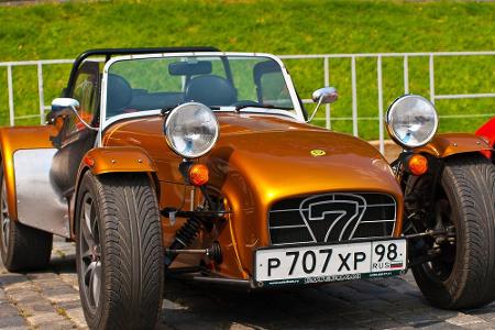 Einer der Spaßmacher schlechthin: Schon mit schlanken 24.000 Euro sind Sie bei diesem Fahrzeug mit Go-Kart-Feeling am Start....