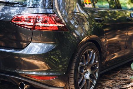 Die Top Drei - ab jetzt wird es trist: GRAU ist die drittbeliebteste Farbe auf unserem Kontinent. In Deutschland gar die Num...