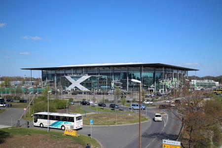 Es ist natürlich der VfL Wolfsburg. Die Wölfe spielen unter anderem in der Volkswagen Arena.
