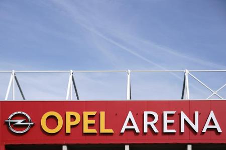 Opel arbeitet zusammen mit dem FSV Mainz 05. Darum heißt das Stadion der Rheinhessen Opel Arena.