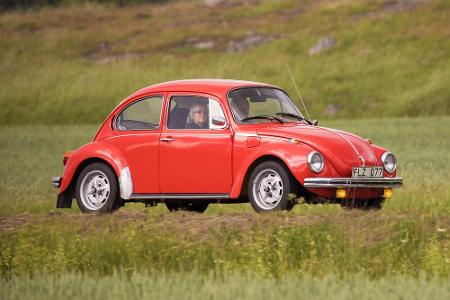 Es ist wohl keine Überraschung, dass der VW Käfer das meistverkaufte Auto ist. Zwischen 1938 und 2003 stellte Volkswagen run...