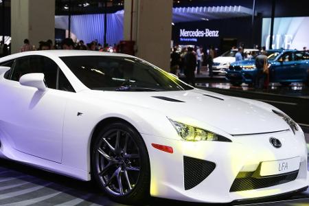 Die auf 500 Fahrzeuge limitierte Auflage Lexus LFA wurde zwischen 2010 und 2012 hergestellt. Der Preis in Deutschland betrug...
