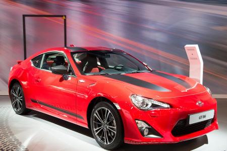 Der Toyota GT86 ist ein Traum aller Sportcoupé-Liebhaber. Mit ein wenig Glück bekommen Interessenten den 2+2-Sitzer für unte...