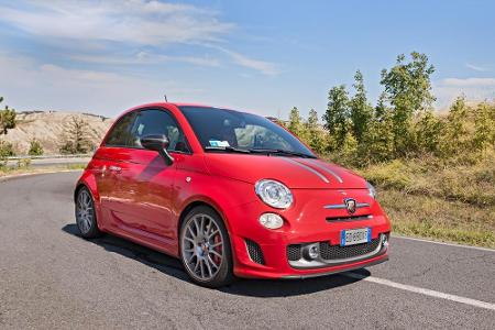 Der Fiat 500 ist ein absoluter Dauerläufer und bereits seit 1936 am Markt. In der aktuellen Version ist der Italiener (3546-...