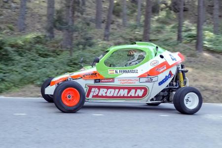 Autos beziehungsweise Fahrzeuge für Bergrennen sollten eine Bedingung erfüllen: leicht und wenig sollten sie sein. Das dürft...