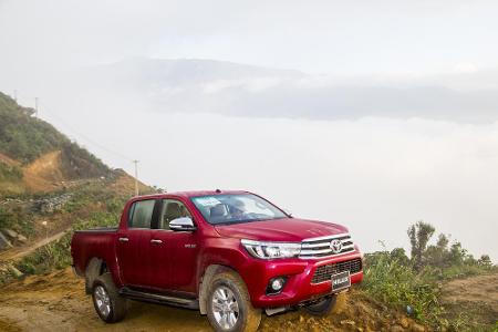Der bekannteste Pick-up von Toyota ist der Hilux. Die Japaner produzieren das Fahrzeug seit 1968 mittlerweile in der achten ...