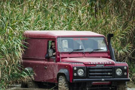 Geht nicht, gibt's nicht: Ein Landy kommt überall hin und durch. Nachdem die Produktion des Land Rover Defender jetzt wirkli...
