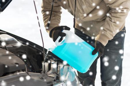 Wischwasser wird vor allem im Winter gebraucht. Achten Sie darauf, dass der Tank immer gefüllt ist. Zur Sicherheit sollte im...