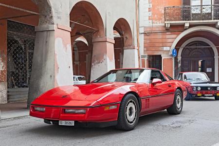 Die Chevrolet Corvette erinnert uns an die 80er und 90er Jahre. Damals galt die Corvette C4 als Statussymbol, die modernen C...