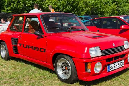 Der Renault 5 ist ein französischer Klassiker. Doch den Wagen gab es auch in einer Sportwagen-Variante. Von 1980 bis 1985 fa...