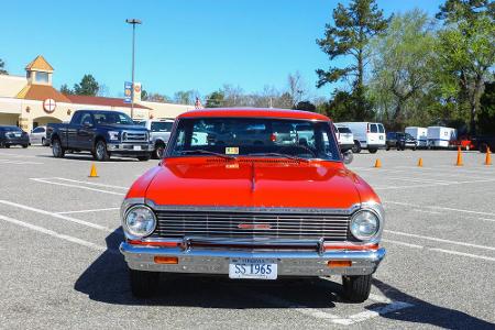 Der Chevrolet Nova war in der ersten Generation ein tolles Muscle-Car. Später wurde aus dem Coupé eine Limousine. In Mexiko ...
