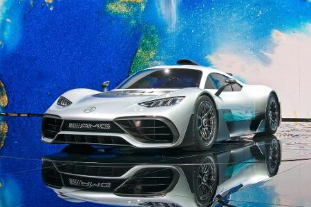 Mercedes-AMG hat einen Hybrid-Sportwagen entwickelt, dessen Antrieb bereits im F1-Rennwagen Mercedes F1 W07 Hybrid verwendet...