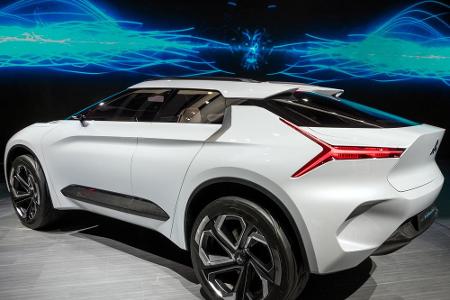 Mit dem Mitsubishi e-Evolution Concept deutet Mitsubishi an, wie es in Zukunft mit den SUVs weitergehen könnte. In der Studi...
