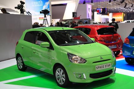 Mit dem Mitsubishi Space Star landet der günstigste Neuwagen im Ranking auf Platz acht. Für den Kleinwagen zahlen Interessie...