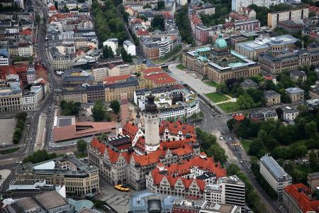 Platz 10: Leipzig. In der sächsischen Metropole kostet ein Bewohnerparkausweis für ein Jahr 30,70 Euro. Für zwei Jahre sind ...