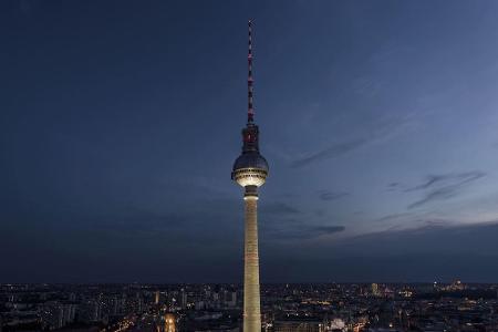 Platz 1: Berlin. Die Hauptstadt ist beim Preis der Hit. Einen Bewohnerparkausweis erhalten die Anwohner für mindestens zwei ...