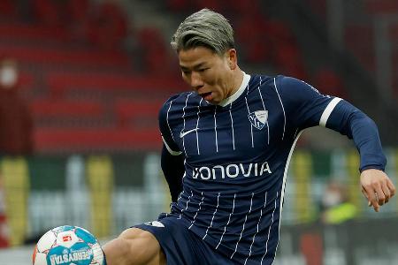 Ersetzte Antwi-Adjei und half dabei, die Führung über die Zeit zu bringen.