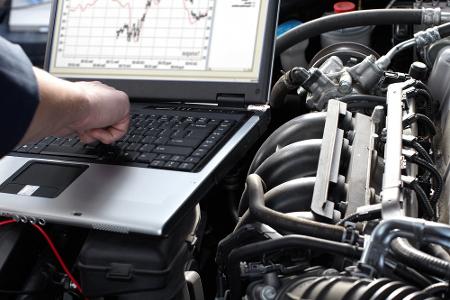 Werkstattbesuch? Mit diesen Tipps sparen Autofahrer bei der Reparatur