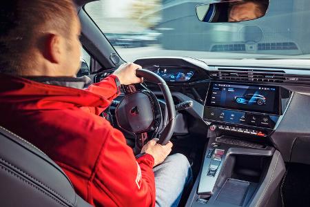 Peugeot 308 Hybrid 225e, Interieur