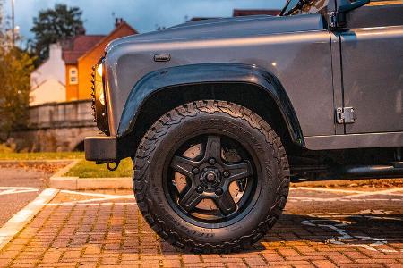 Twisted Land Rover Defender EV