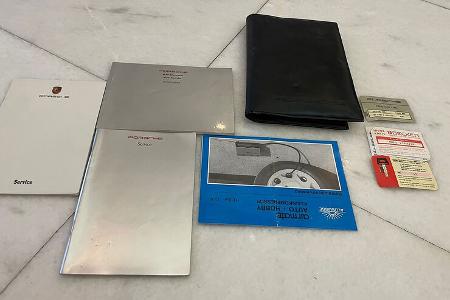 02/2022, 1995 Porsche 911 Carrera Coupé (993) by Rauh-Welt Begriff