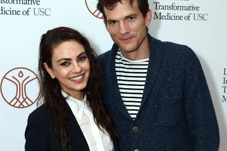 Ashton Kutcher zeigt seine Unterstützung für die Ukraine