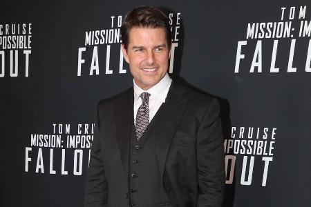 Tom Cruise fliegt sich selbst zum 