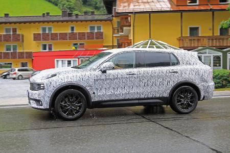 Erlkönig Lotus SUV