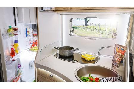 Eura Mobil Profila T MB 696 EB (2022)