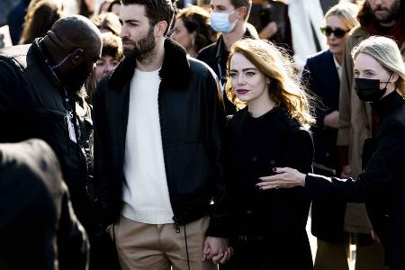 Seltener Auftritt: Emma Stone und Dave McCary bei Fashion Week Paris